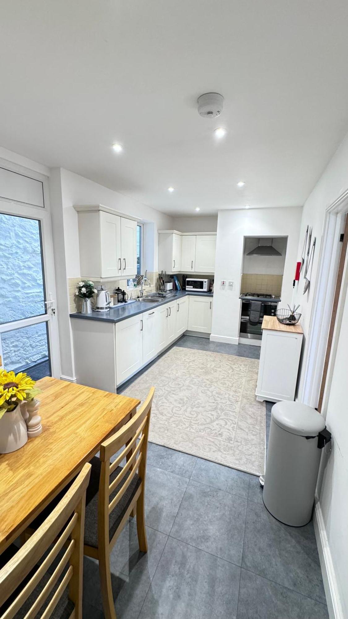 The Hillocks, Looe - Two Bedroom House With Fabulous Views Of Looe Town And Harbour المظهر الخارجي الصورة