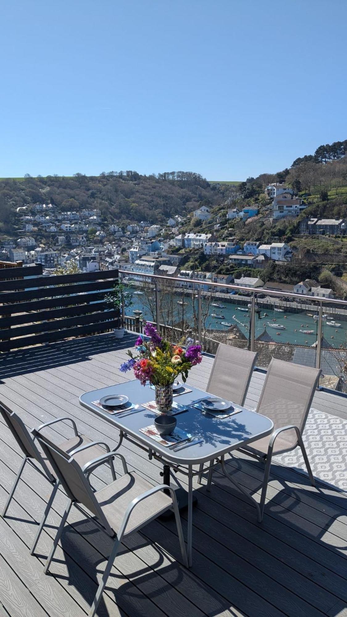 The Hillocks, Looe - Two Bedroom House With Fabulous Views Of Looe Town And Harbour المظهر الخارجي الصورة